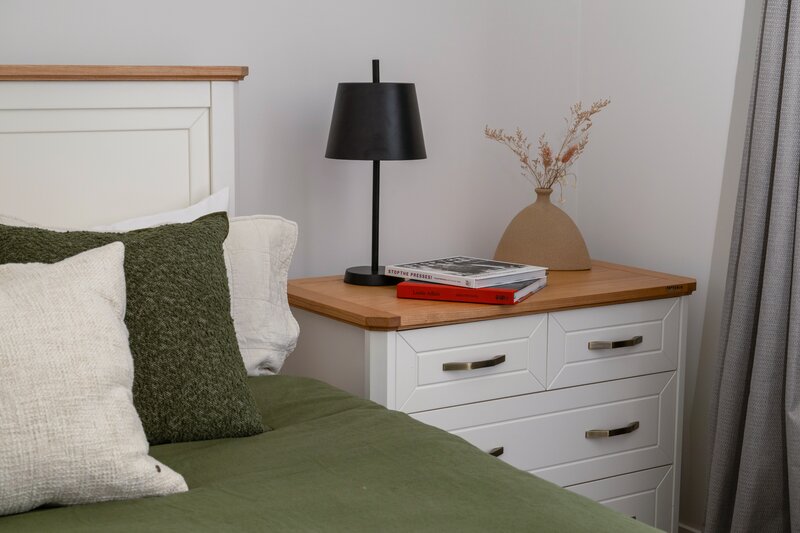 Customer Love — warm oak bedroom by Proferlo